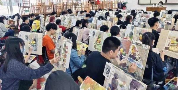 成	都艺考培训学校舞蹈(成都舞蹈艺考培训中心)