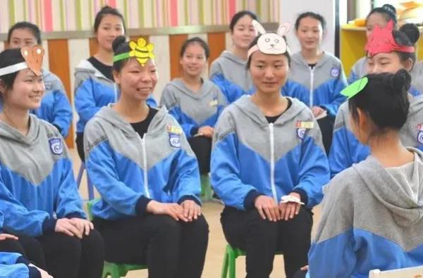 石	家庄好点的技校幼师