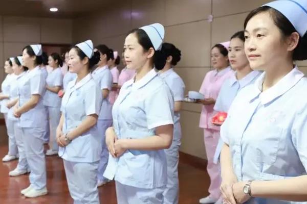 考	护士资格证需要什么条件