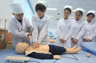 男孩学护理专业多吗,护士行业男生多吗？