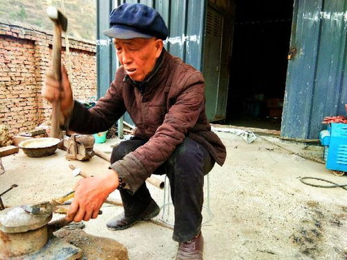 学电焊的人多吗,现在学电焊怎么样啊？待遇前途方面