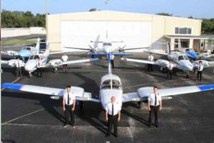 航空学校收费价格,被国航录取以后学费多少