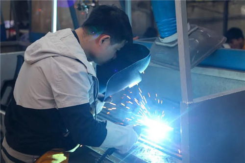 学电焊技术,学习焊接技术。