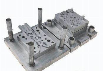 模具设计需要学多久,模具设计与制造专业一般要学几年啊？