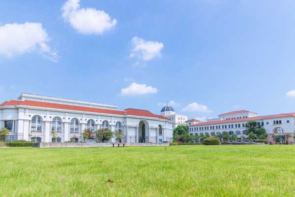 安庆护理高等学校官网,安庆的护理院校2009录取线