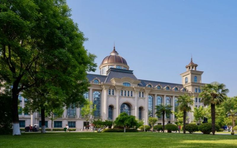 西安外事学院