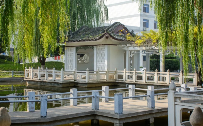 西安理工大学