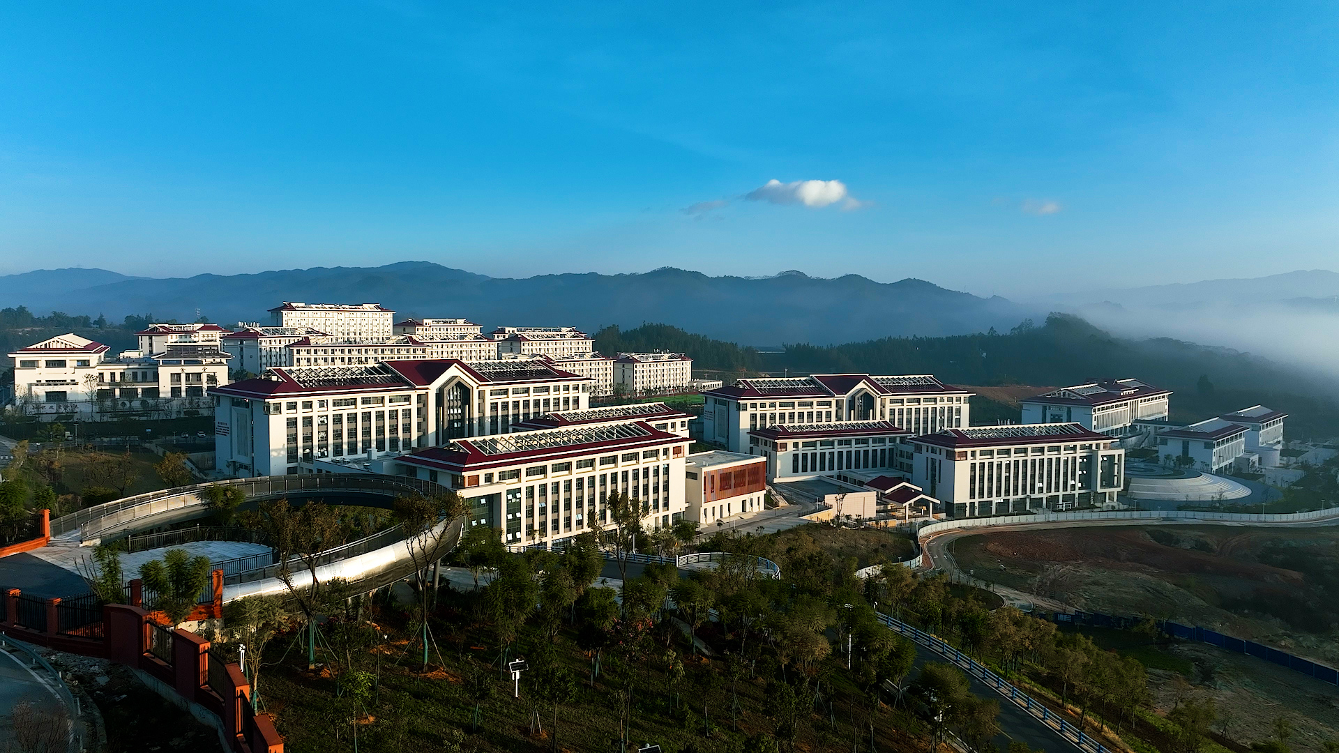 临沧职业学院