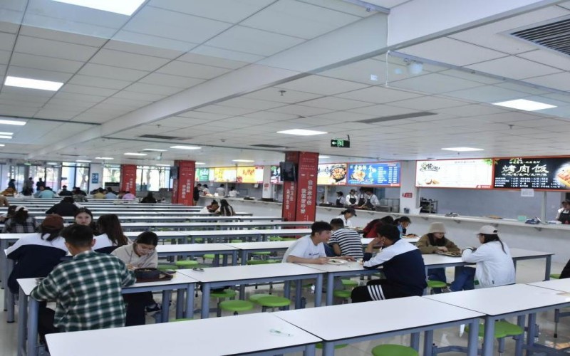 巴音郭楞职业技术学院