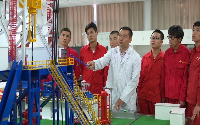 克拉玛依职业技术学院