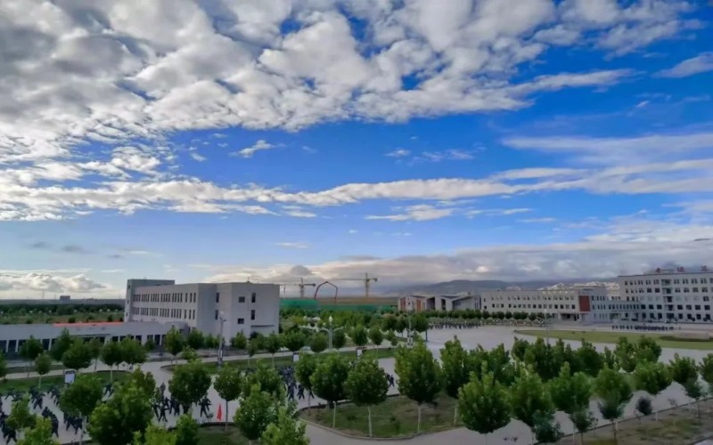 铁门关职业技术学院