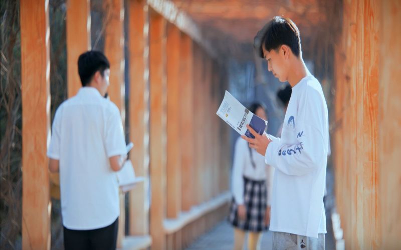 银川科技学院