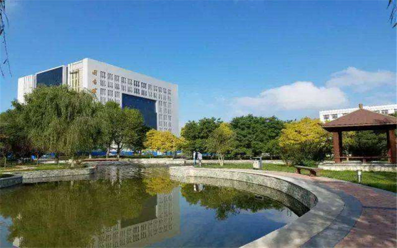 陇东学院