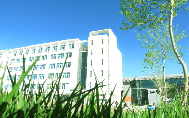 新疆天山职业技术大学