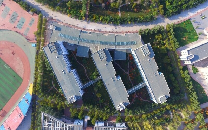 兰州财经大学