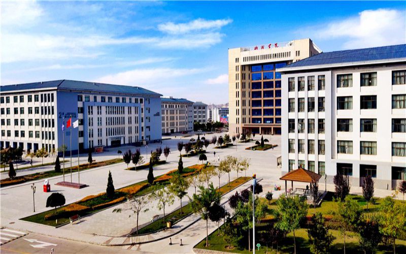 白银矿冶职业技术学院