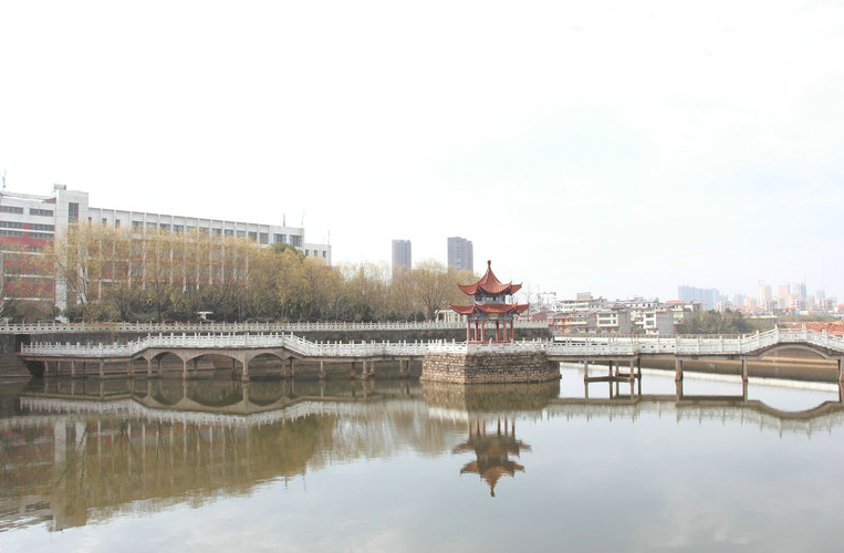 江西中医药高等专科学校