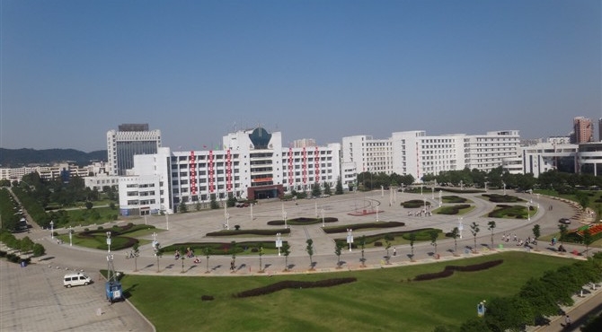 宜春学院