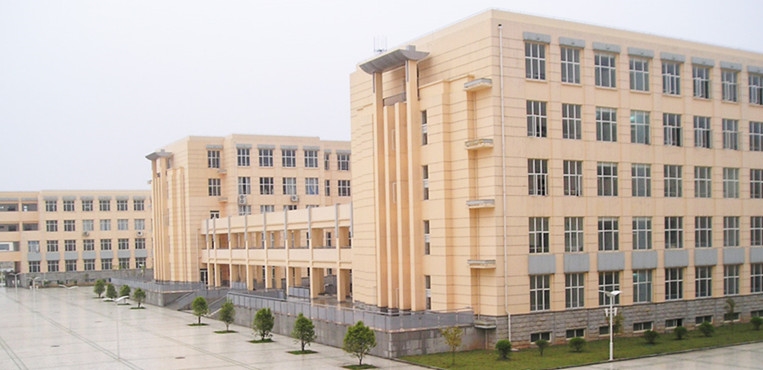 江西科技师范大学