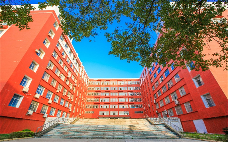 宜春学院