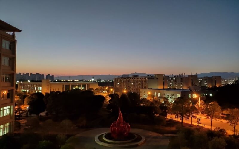 豫章师范学院
