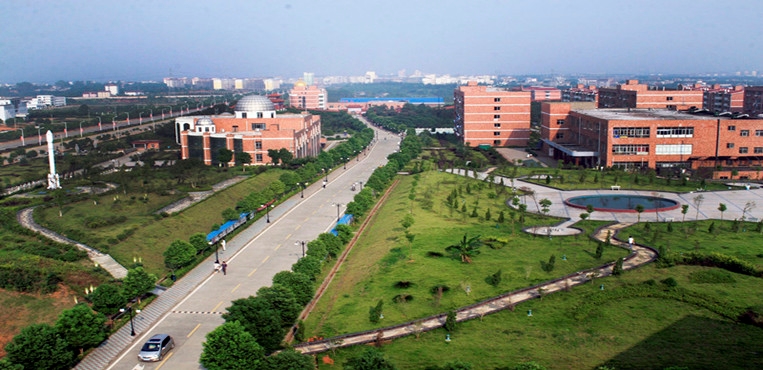 共青科技职业学院