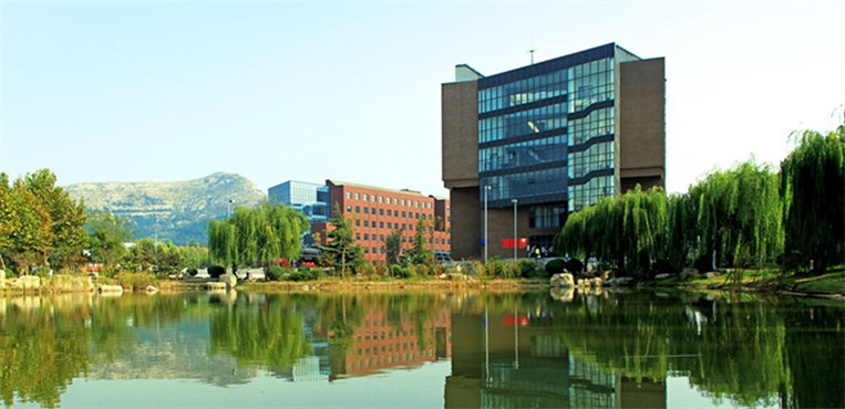 山东工艺美术学院