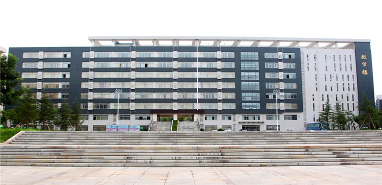 山东体育学院