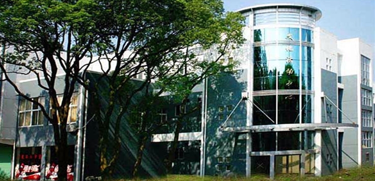 江西青年职业学院