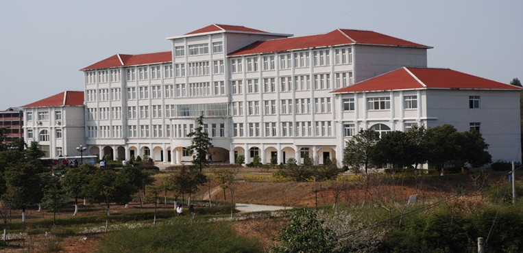 江西枫林涉外经贸职业学院
