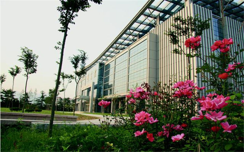 青岛酒店管理职业技术学院