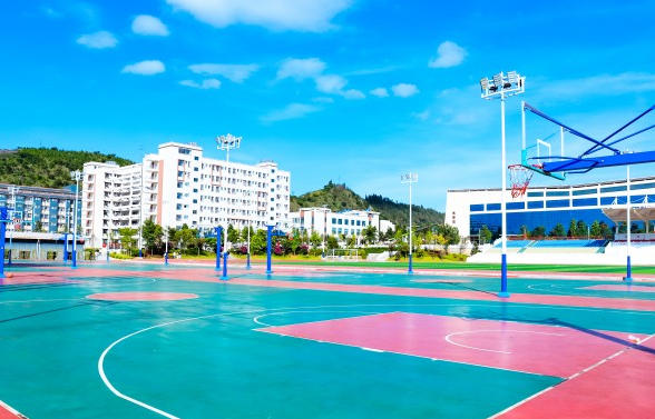 云南三鑫职业技术学院