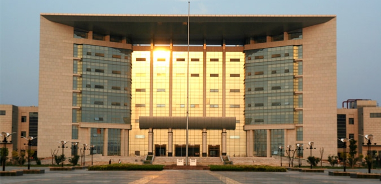 河南大学