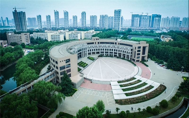 洛阳理工学院