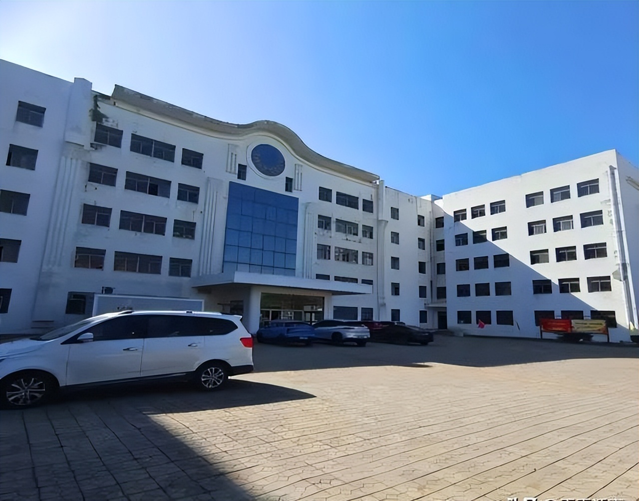 青岛飞洋职业技术学院