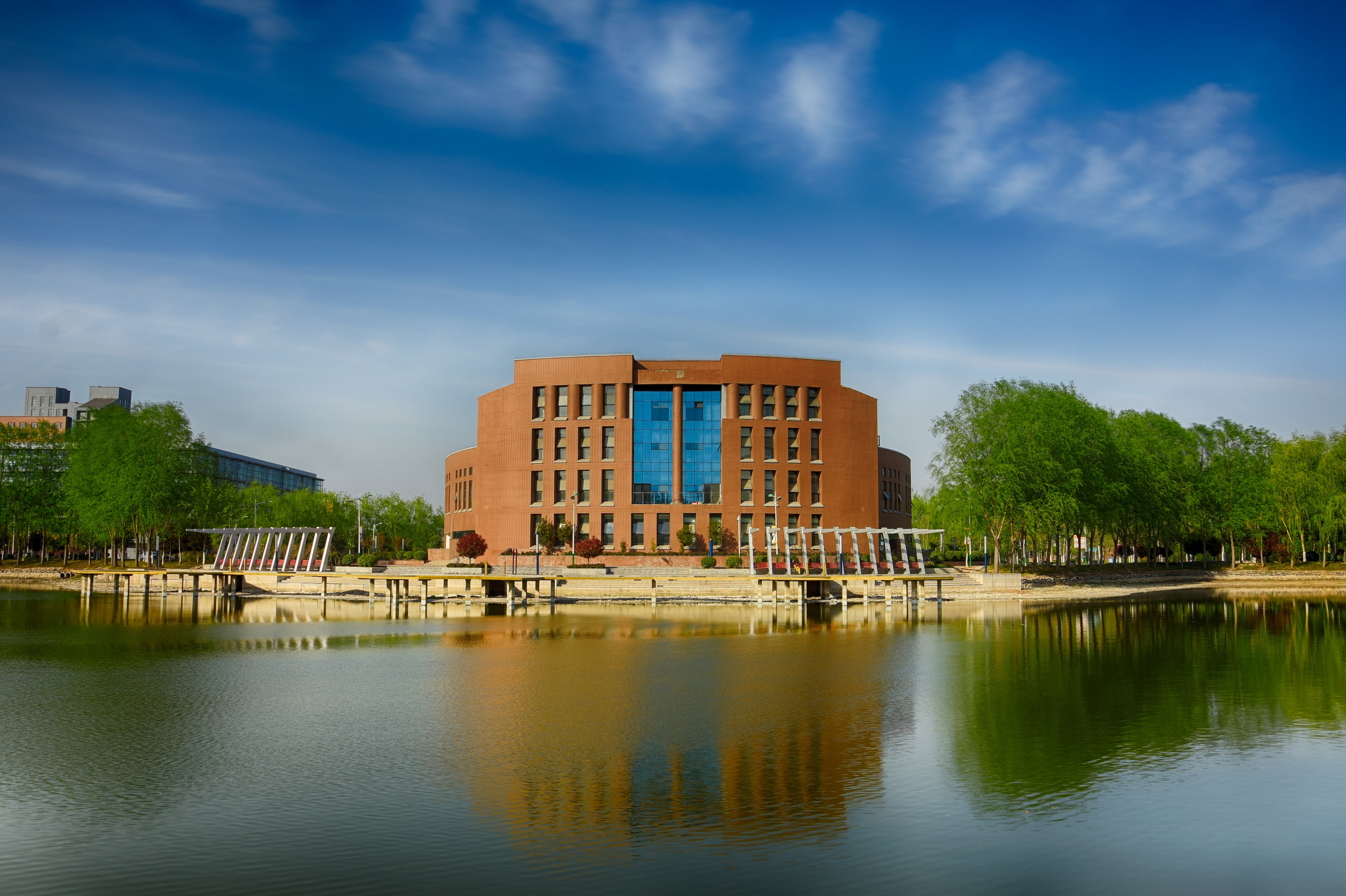 新乡医学院