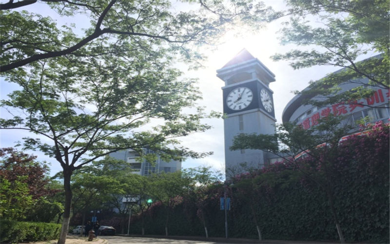 青岛酒店管理职业技术学院