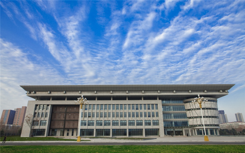 河南科技大学