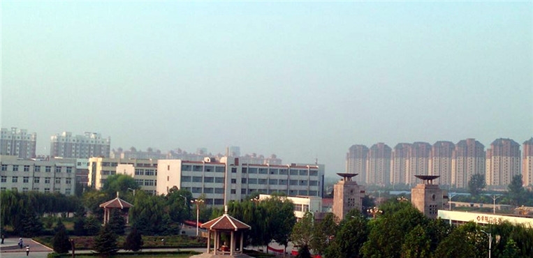 鹤壁职业技术学院