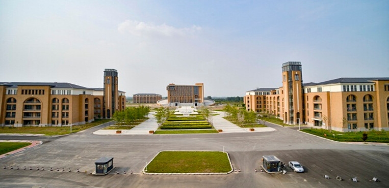 濮阳医学高等专科学校