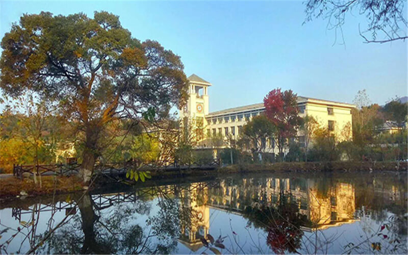 信阳航空职业学院