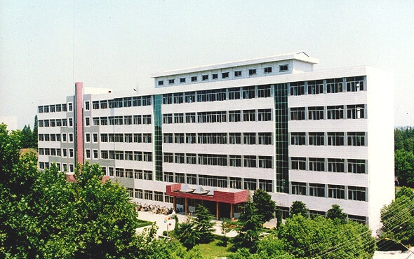 湖北工程学院