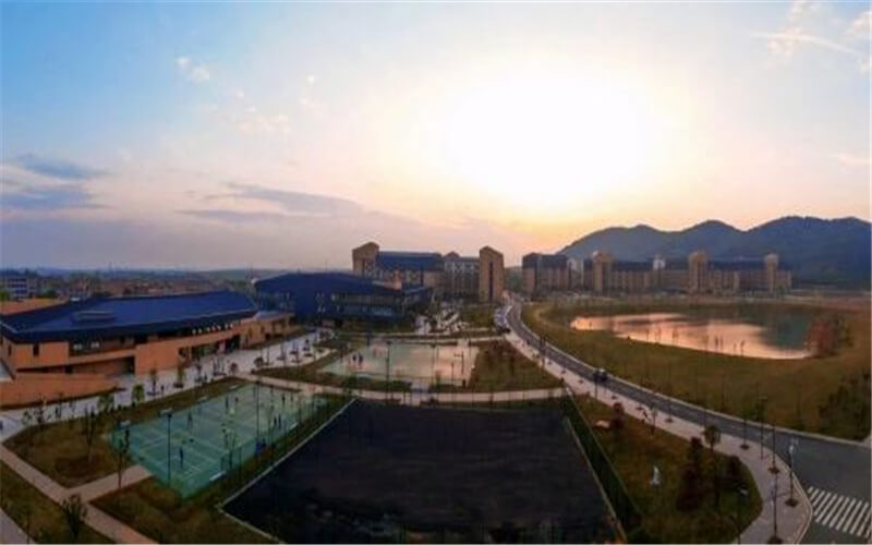 武汉晴川学院