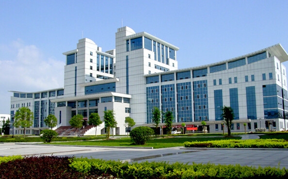 湖北工程学院