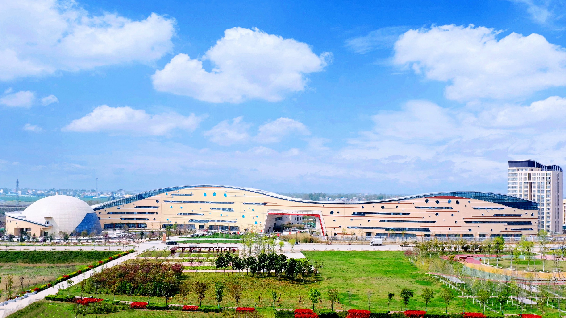 南阳工艺美术职业学院