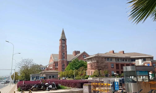 武汉设计工程学院