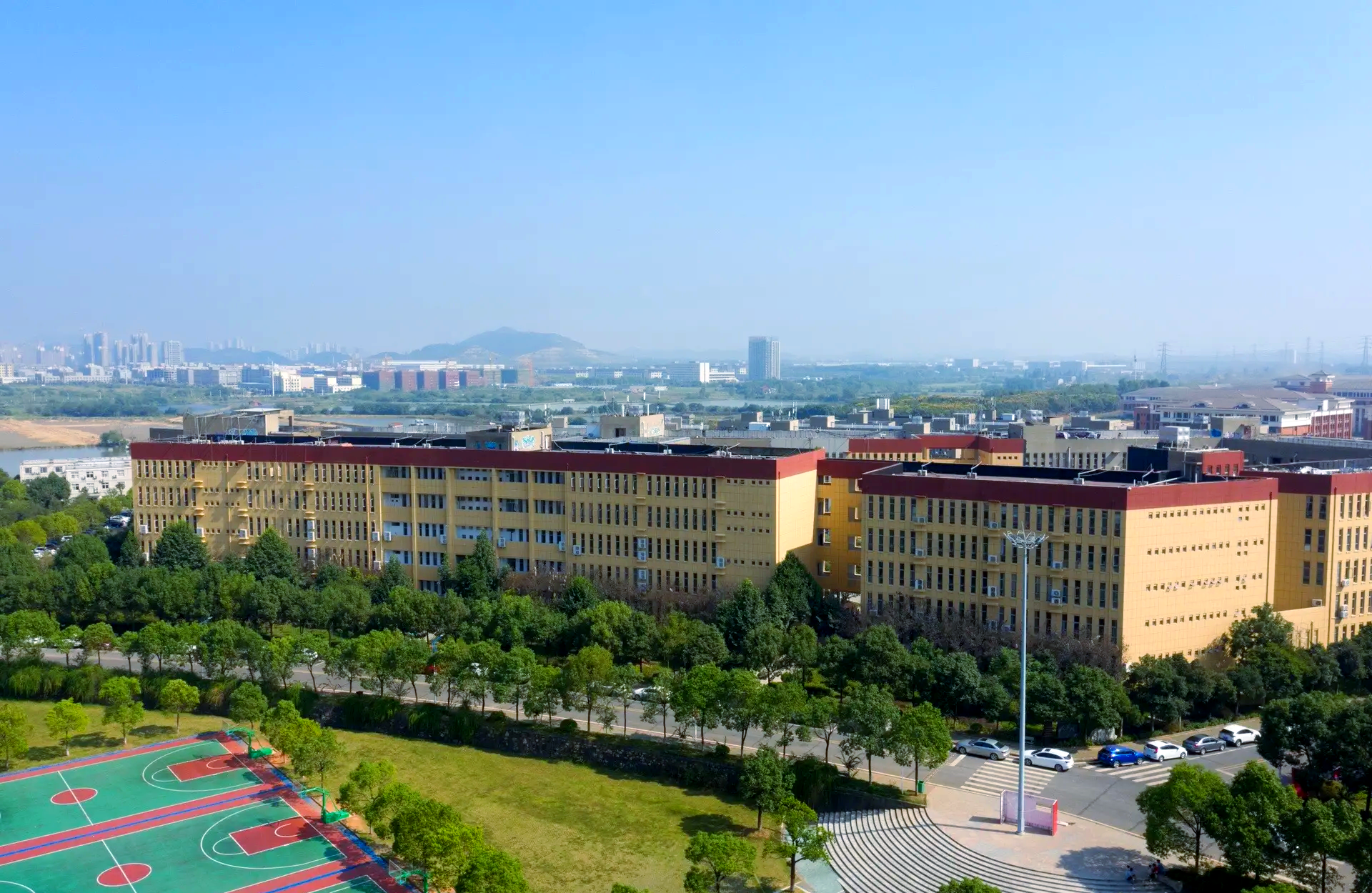 武昌职业学院