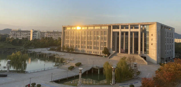 安庆医药高等专科学校