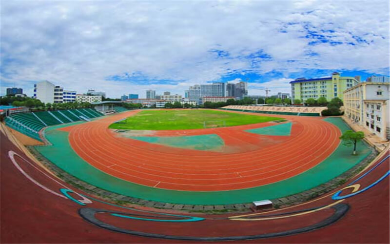湖北医药学院