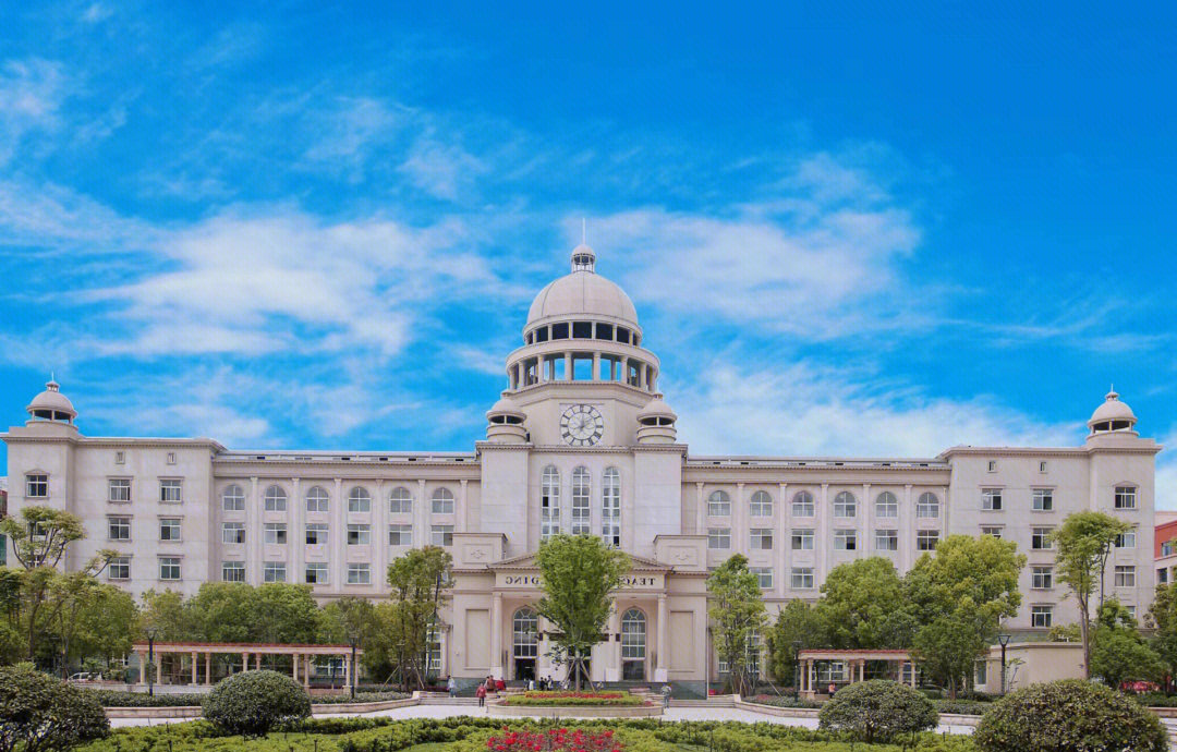 武汉商贸职业学院